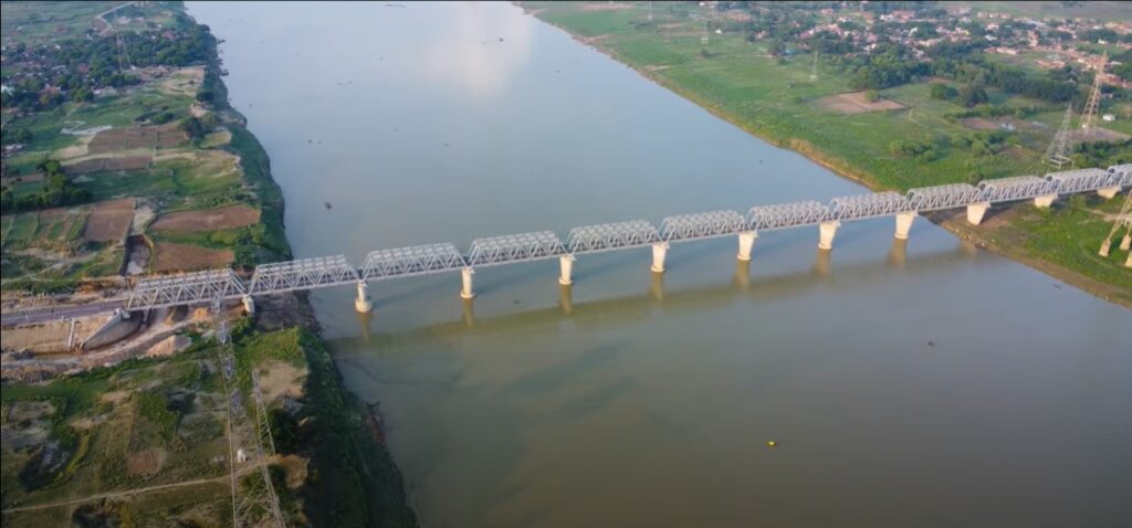 Bridge over River Yamuna, Allahabad, UP